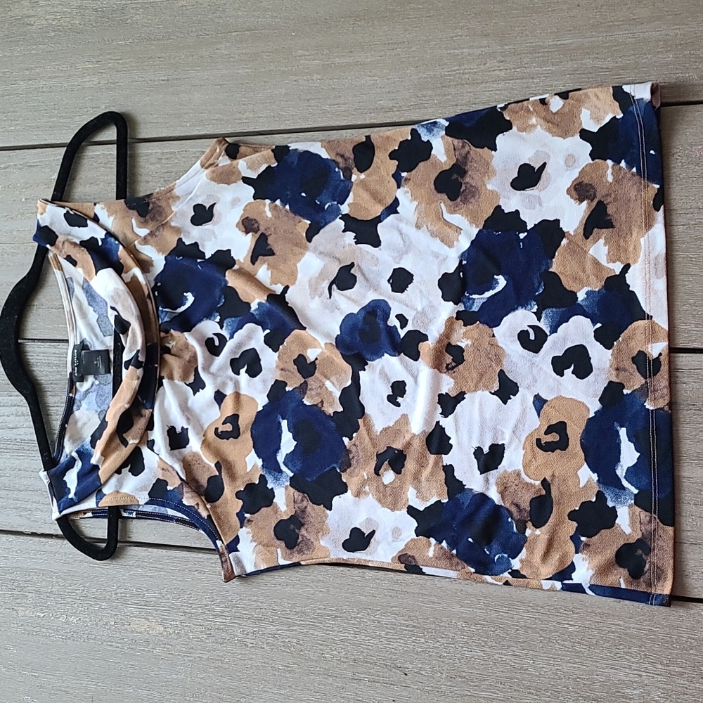 Ann taylor sleeveless top